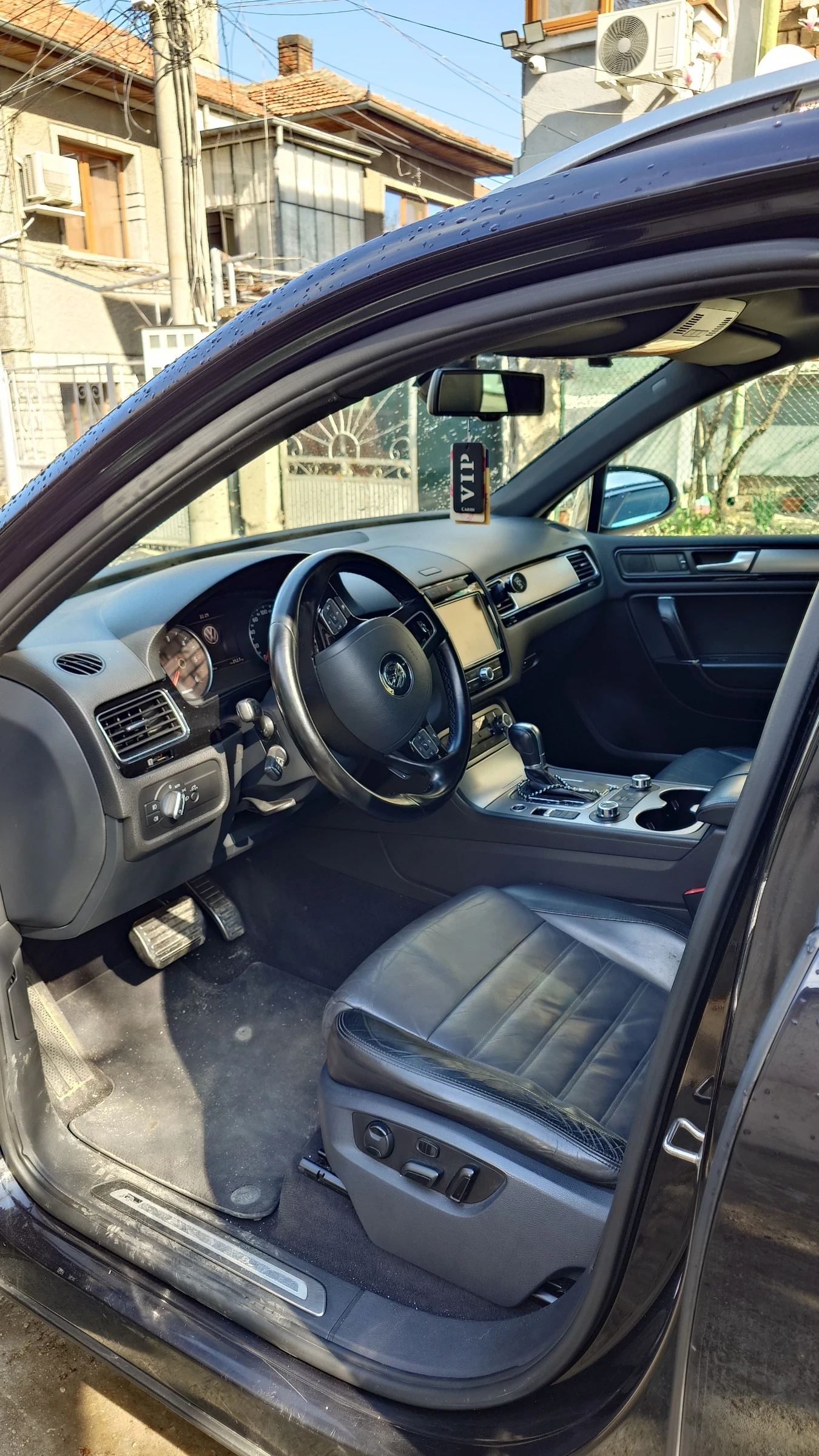 VW Touareg, снимка 4 - Автомобили и джипове - 54004298