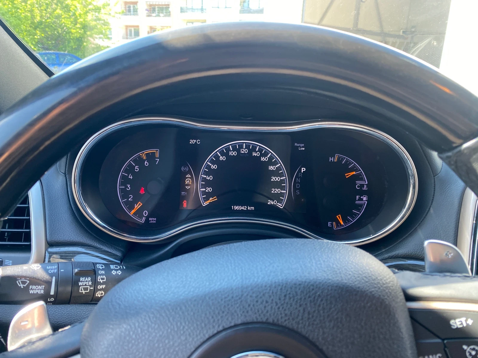 Jeep Grand cherokee Overland, снимка 12 - Автомобили и джипове - 54553891