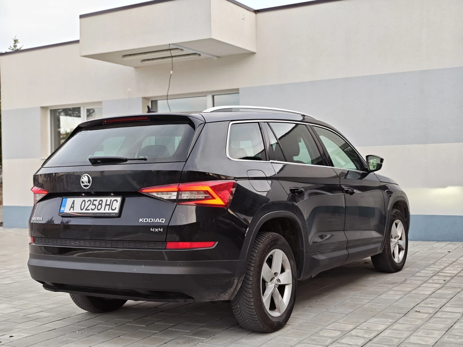 Skoda Kodiaq 2.0TDI 150к.с. 4х4 6+ 1 на 202500км. от 1ви собств, снимка 6 - Автомобили и джипове - 54875172