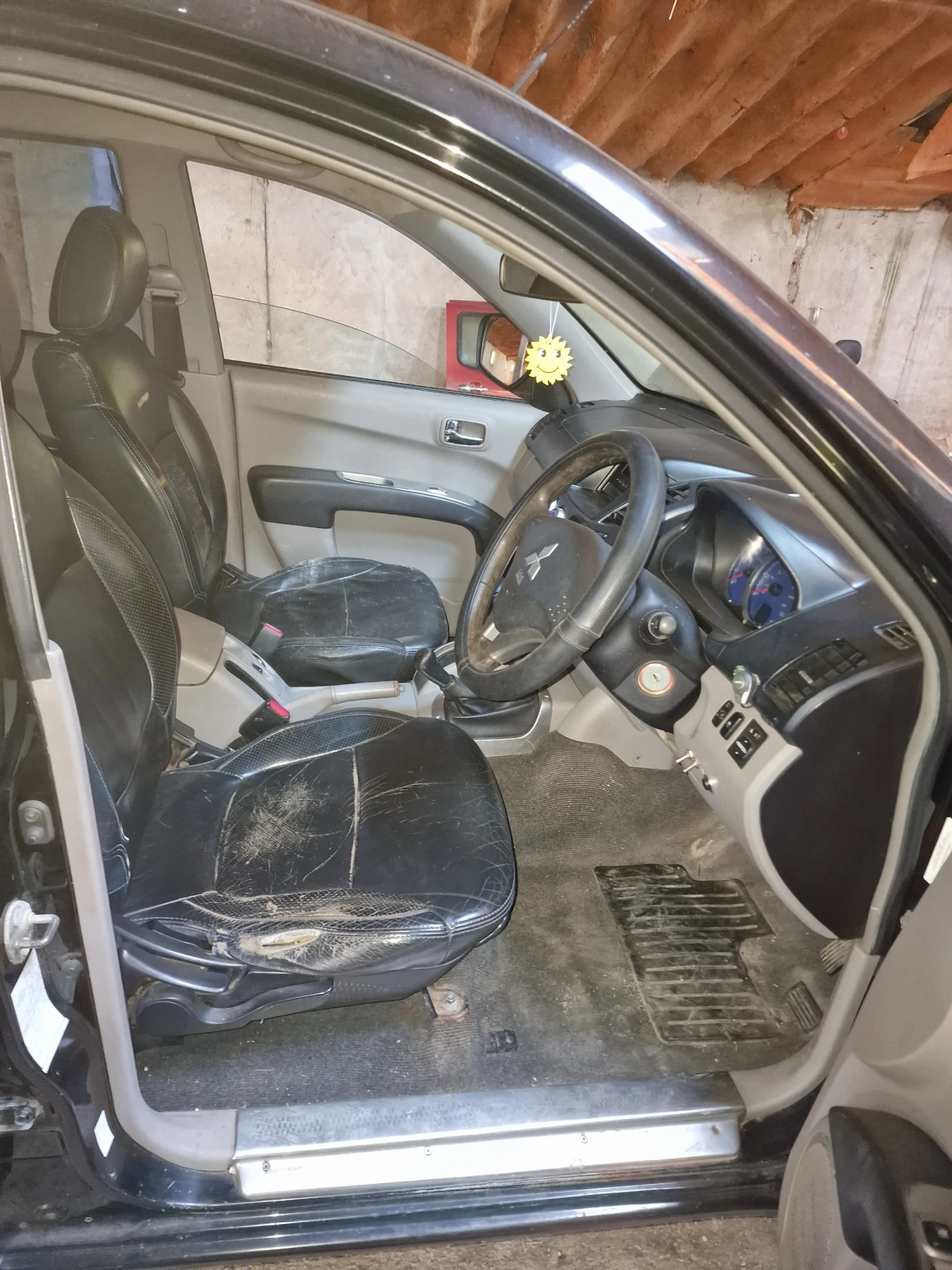 Mitsubishi L200 2.5 178, снимка 5 - Автомобили и джипове - 55578227