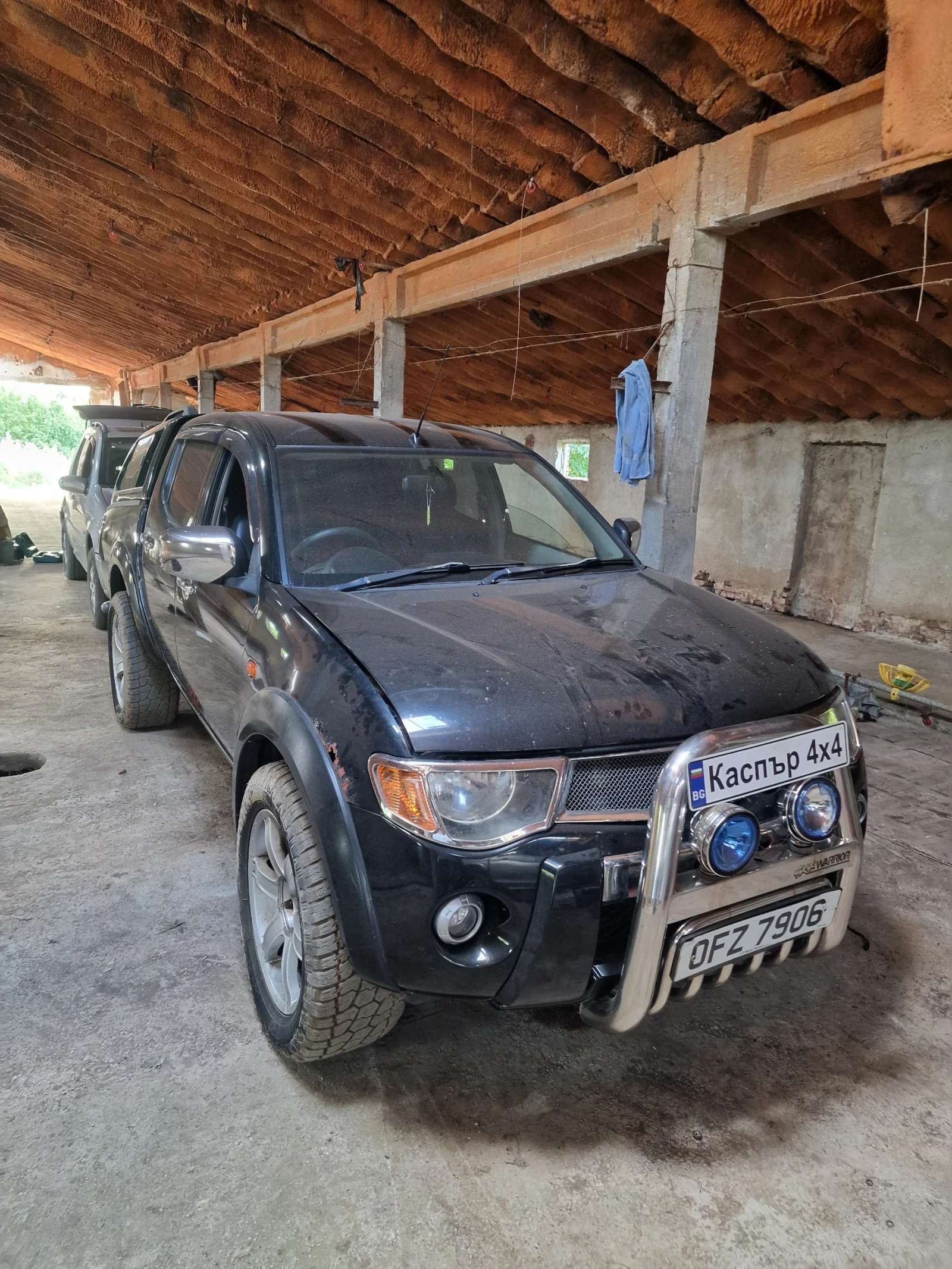 Mitsubishi L200 2.5 178