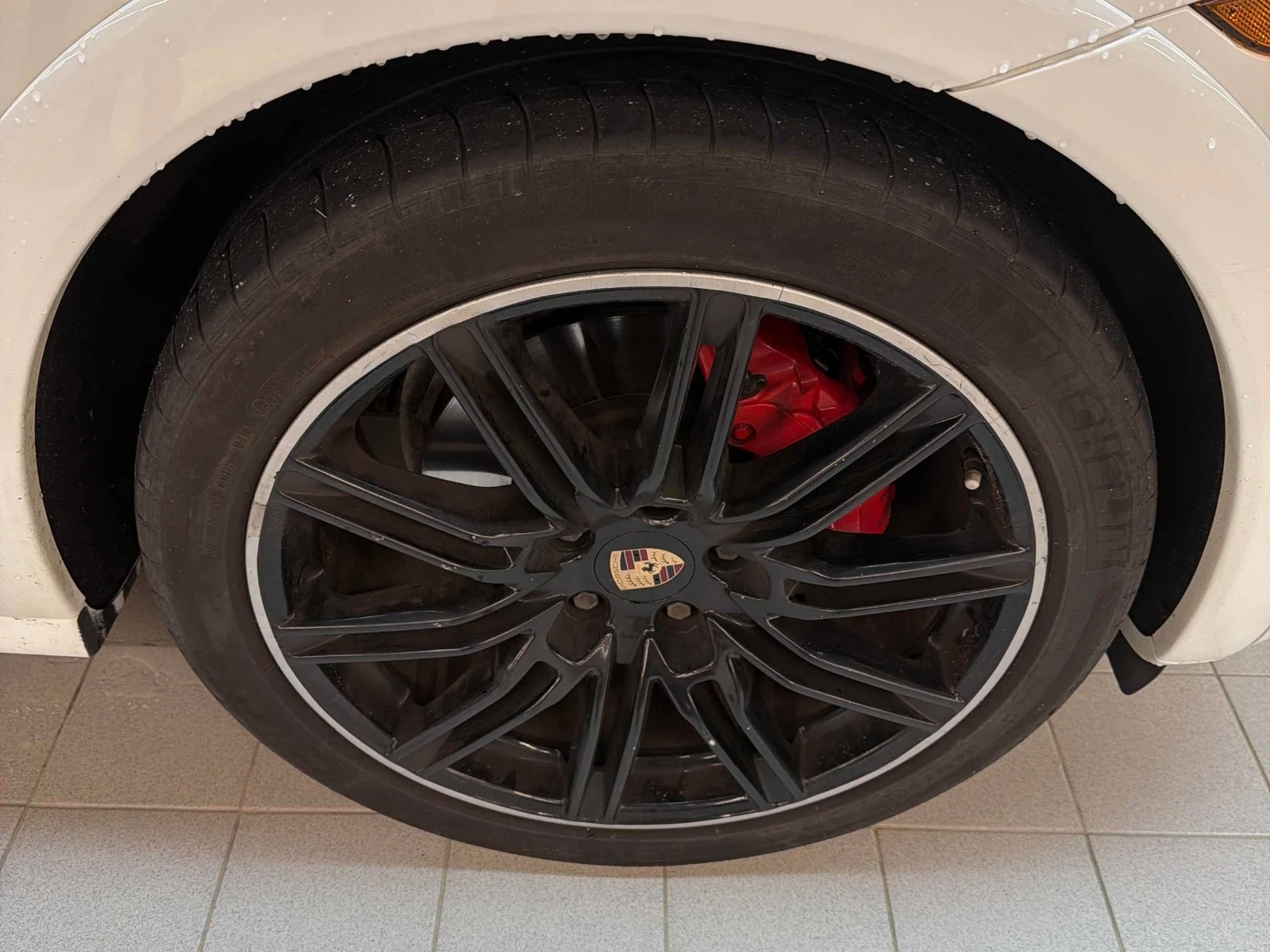 Porsche Cayenne GTS ЦЕНА ДО БЪЛГАРИЯ АВТОКРЕДИТ, снимка 4 - Автомобили и джипове - 55653440