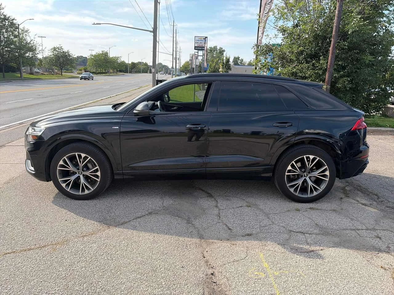 Audi Q8 Progressiv / 360 / LED / CARFAX / АВТОКРЕДИТ, снимка 2 - Автомобили и джипове - 55670562
