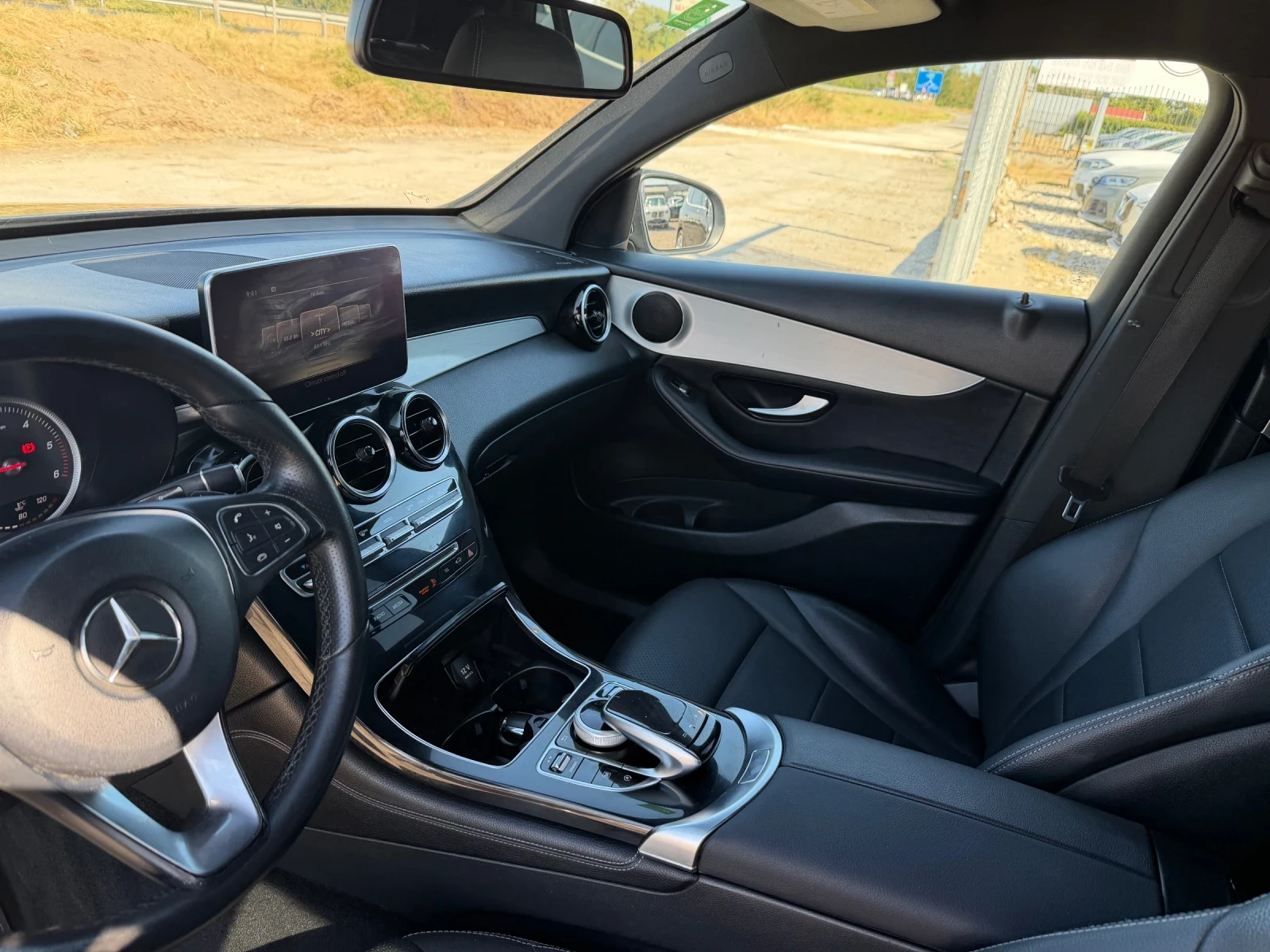 Mercedes-Benz GLC 250 4 Matic КСЕНОН/КОЖА/НАВИ/КАМ 360, снимка 11 - Автомобили и джипове - 55948131