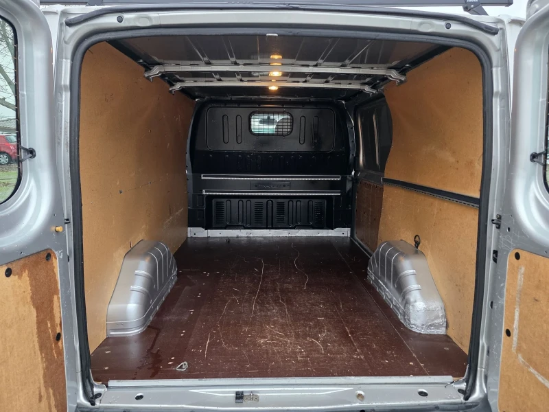 Ford Transit 2.2 TDCI 116 К.С. 6 СКОРОСТИ / КЛИМА / ЕВРО 5, снимка 15 - Бусове и автобуси - 52909483