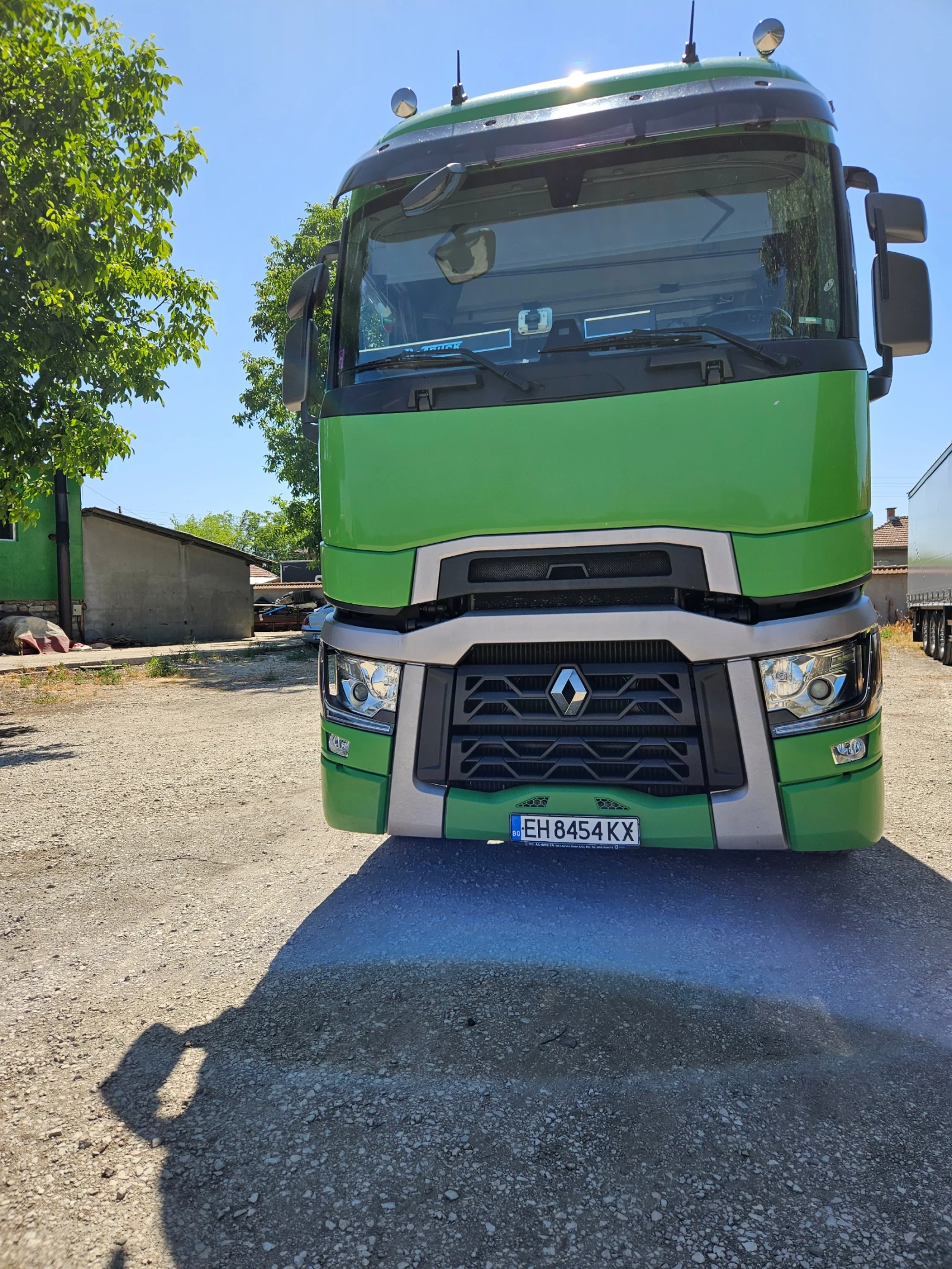 Renault T  - изображение 3