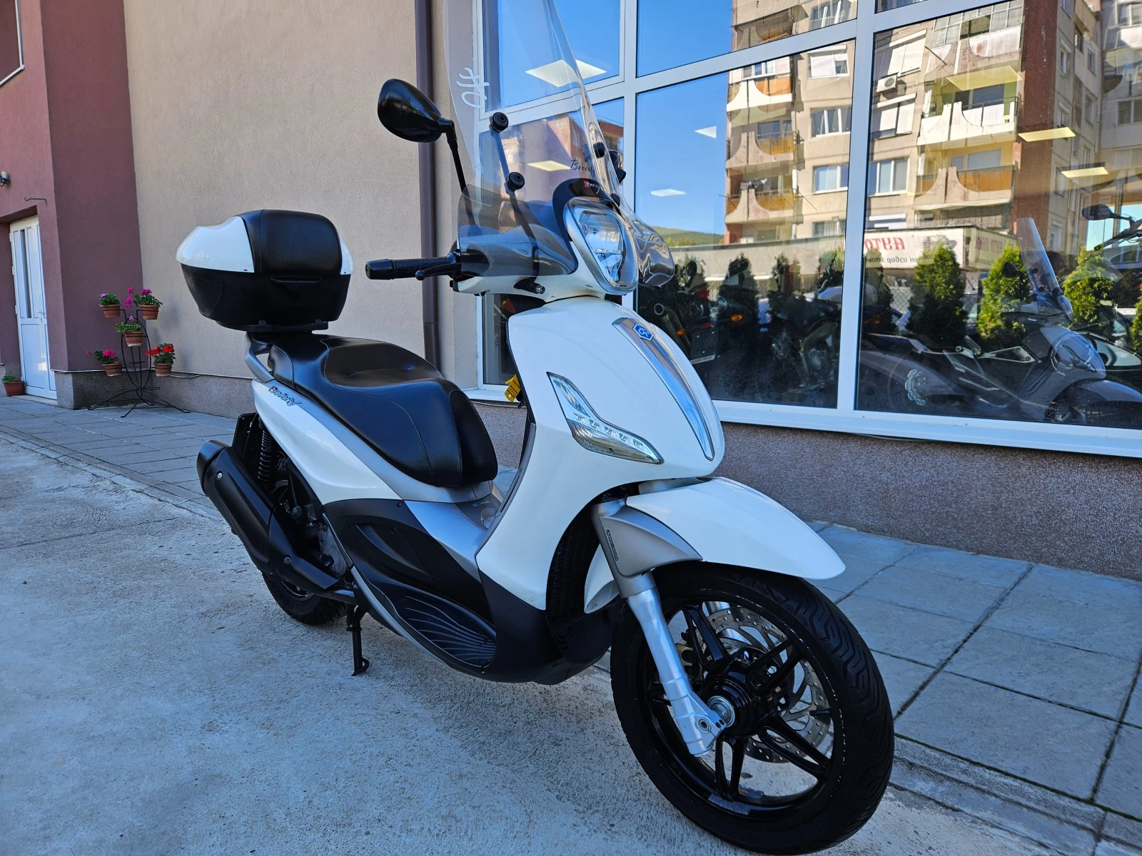 Piaggio Beverly 350ie, ABS-ASR, Sport Tourer, 2015г. - изображение 2