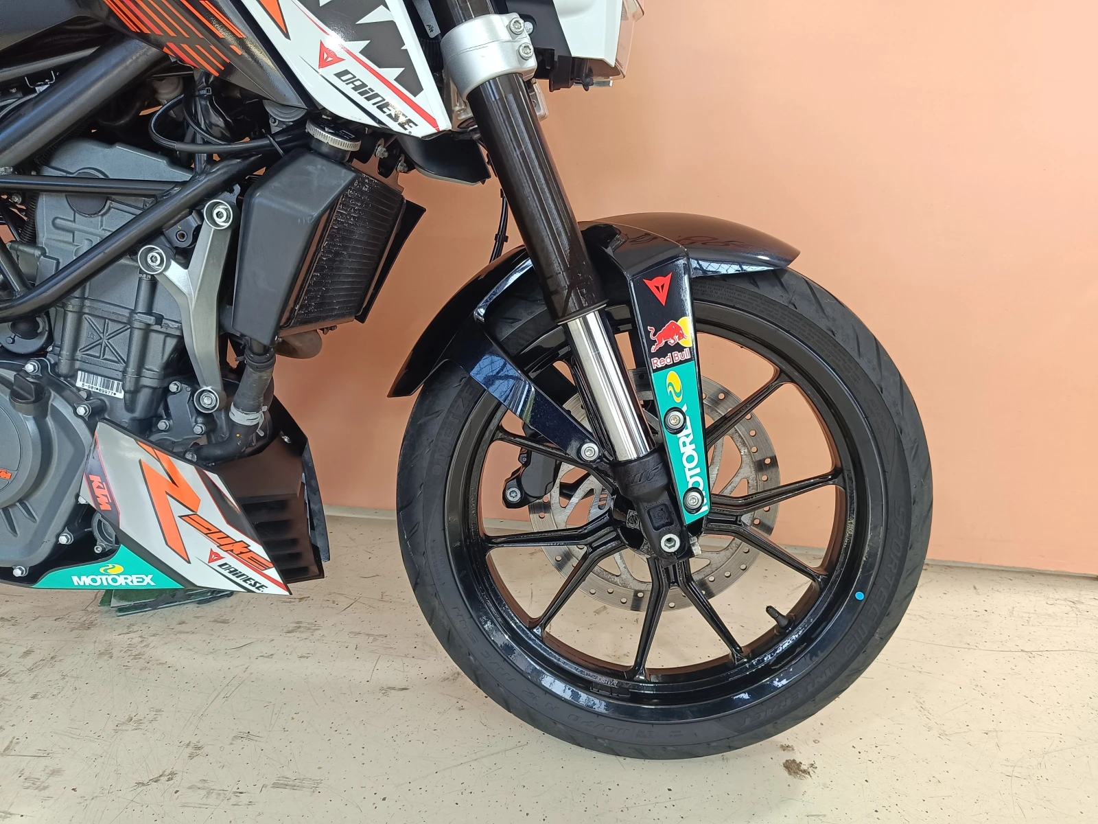 Ktm Duke 125R ABS - изображение 8