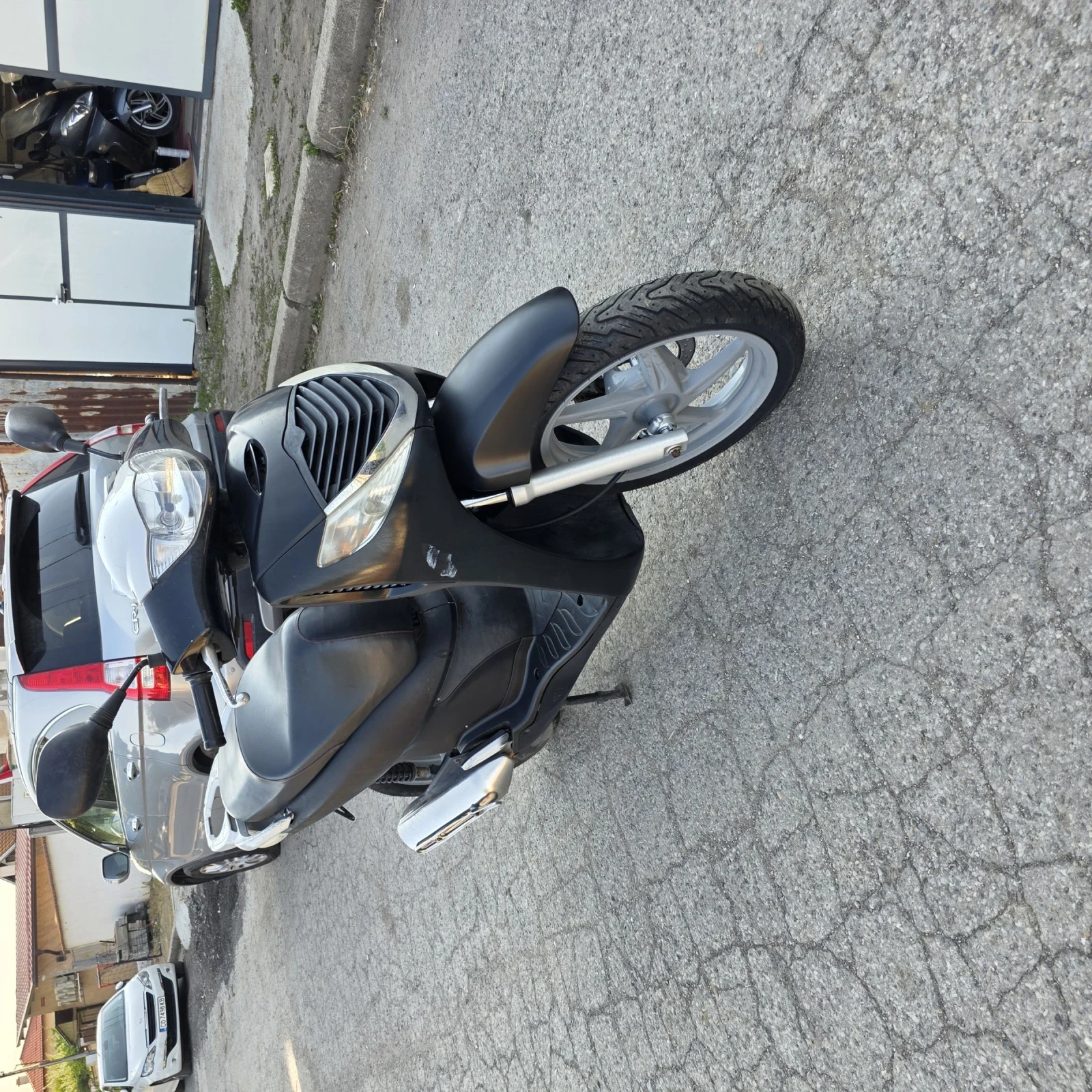 Honda Sh 125i, снимка 2 - Мотоциклети и мототехника - 55094337