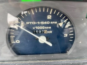 Трактор Kubota Скайтрак-Хасково, снимка 6