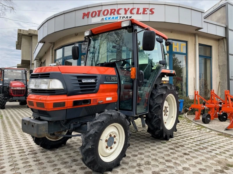 Трактор Kubota Скайтрак-Хасково, снимка 1 - Селскостопанска техника - 34441289