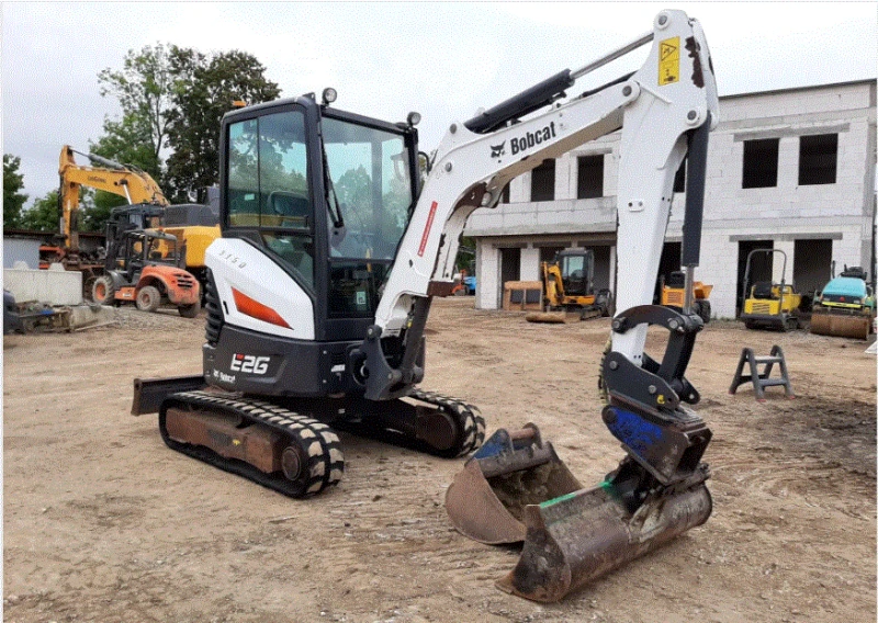 Багер Bobcat e26