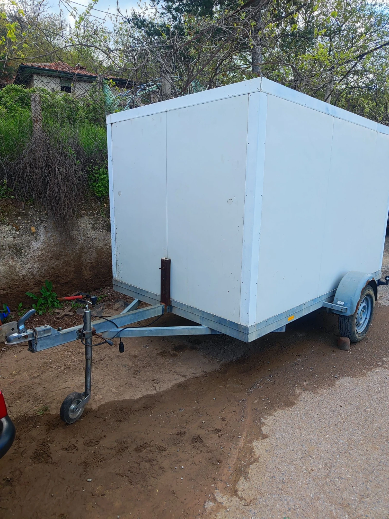 За автомобил Venitrailers