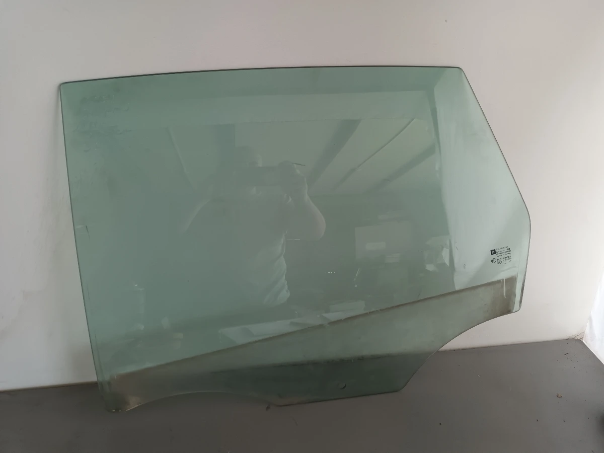 ������ ����� ���� ���� ����� j 1.7d  | Mobile.bg � ����������� 1