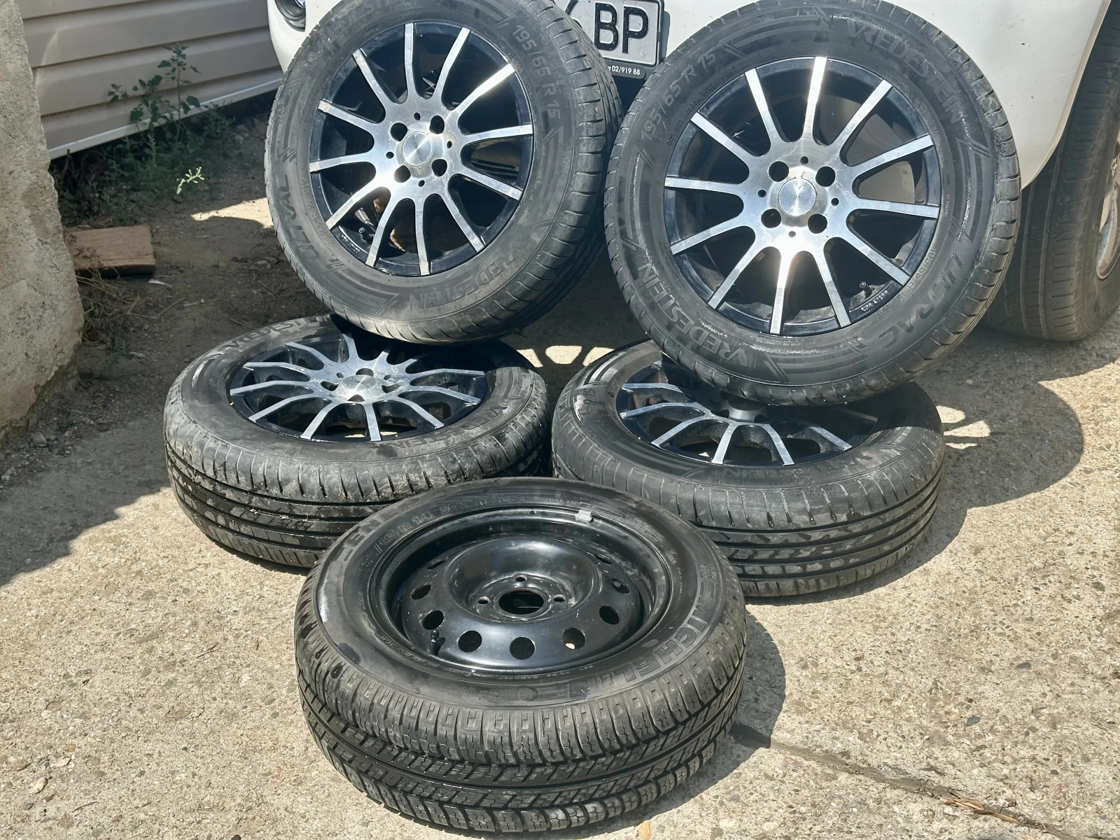 Гуми с джанти Vredestein 195/65R15