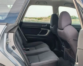 Subaru Legacy 2.0 БЕНЗИН 150 К.С.4x4 АВТОМАТИК! BIFUEL! FACELIFT, снимка 11