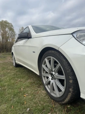 Mercedes-Benz E 200, снимка 6 — Bazar.bg Mercedes-Benz E 200, снимка 6