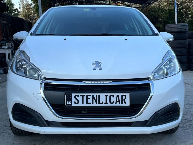 Peugeot 208 1.2i - АВТОМАТИК, снимка 4 - Автомобили и джипове - 42333078