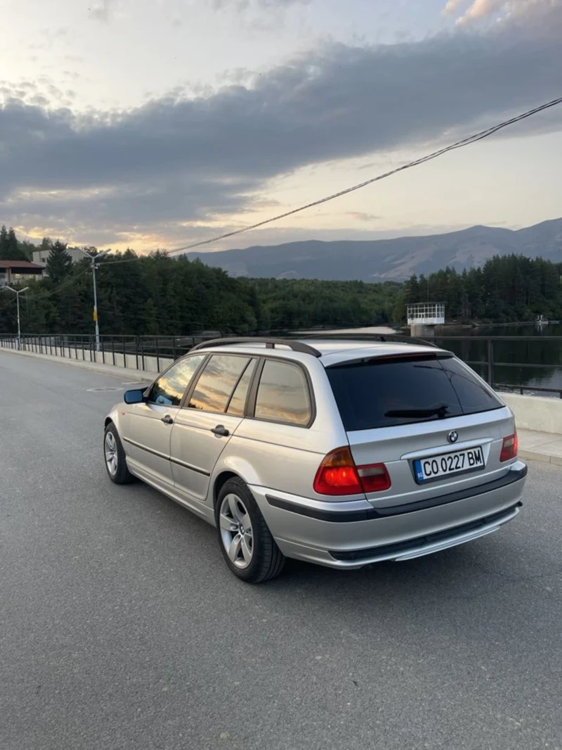 BMW 320 Дизел, снимка 4 - Автомобили и джипове - 47829555