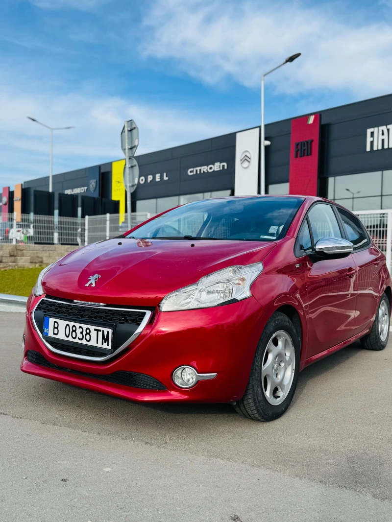 Peugeot 208 1.2 Puretech, снимка 1 - Автомобили и джипове - 48353029