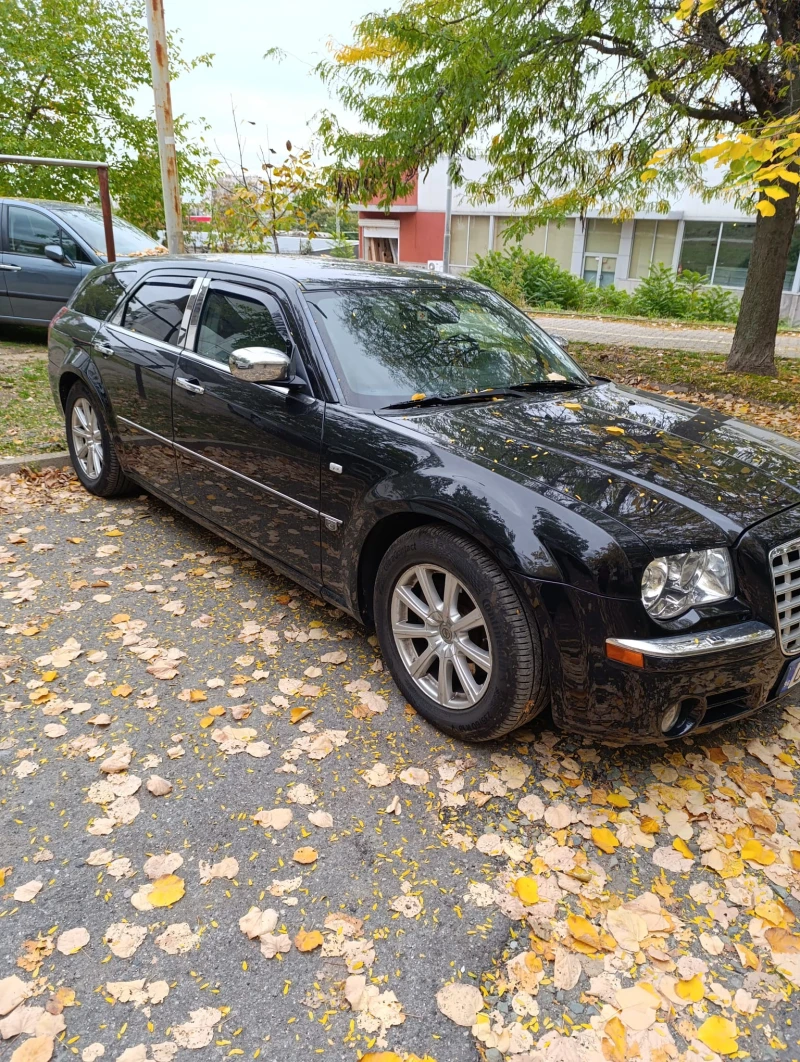 Chrysler 300c, снимка 2 - Автомобили и джипове - 52250490