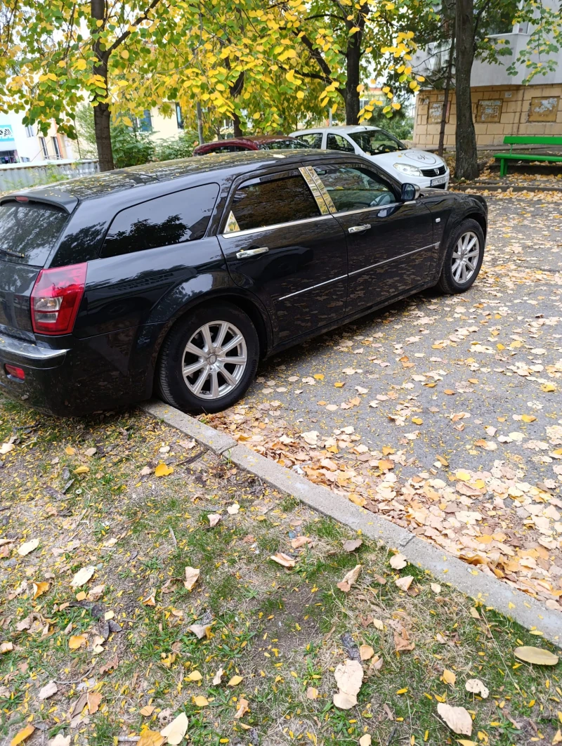 Chrysler 300c, снимка 3 - Автомобили и джипове - 52250490