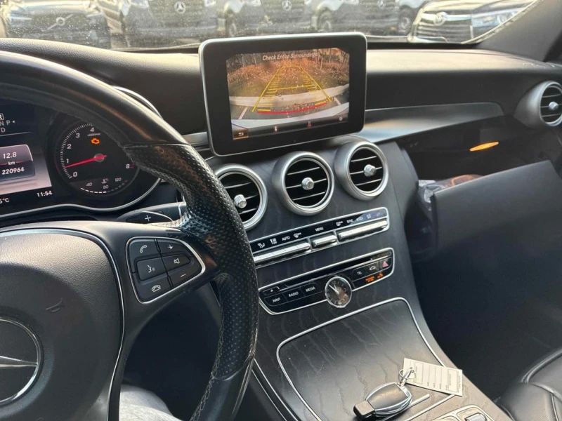 Mercedes-Benz C 300 2015 4МАTIC * ГЛАВНО ПРЕДСТАВИТЕЛСТВО НА MERCEDES*, снимка 9 - Автомобили и джипове - 52795860