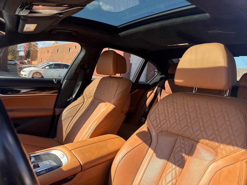 BMW 750 * * CARFAX * * АВТО КРЕДИТ * * , снимка 6 - Автомобили и джипове - 53155201