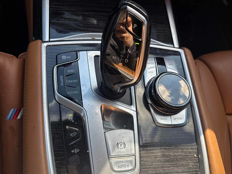 BMW 750 * * CARFAX * * АВТО КРЕДИТ * * , снимка 11 - Автомобили и джипове - 53155201