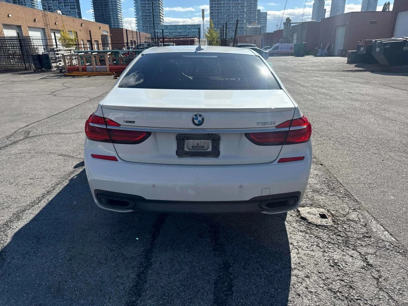 BMW 750 * * CARFAX * * АВТО КРЕДИТ * * , снимка 5 - Автомобили и джипове - 53155201