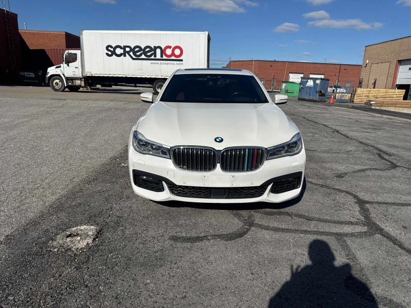 BMW 750 * * CARFAX * * АВТО КРЕДИТ * * , снимка 2 - Автомобили и джипове - 53155201