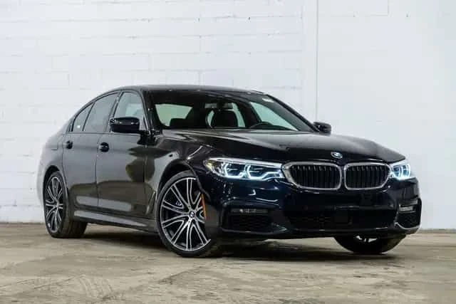 BMW 540 * ДИСТРОНИК* М-СПОРТ* ШИБЕДАХ* HARMAN KARDON* 
