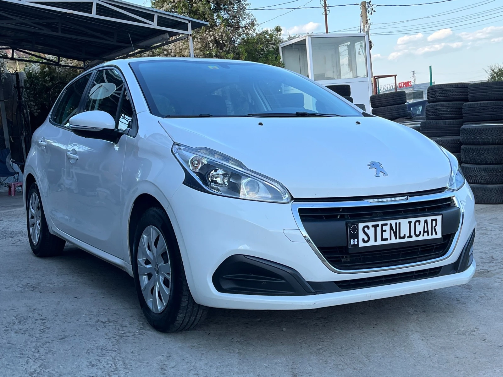 Peugeot 208  АВТОМАТИК - изображение 5