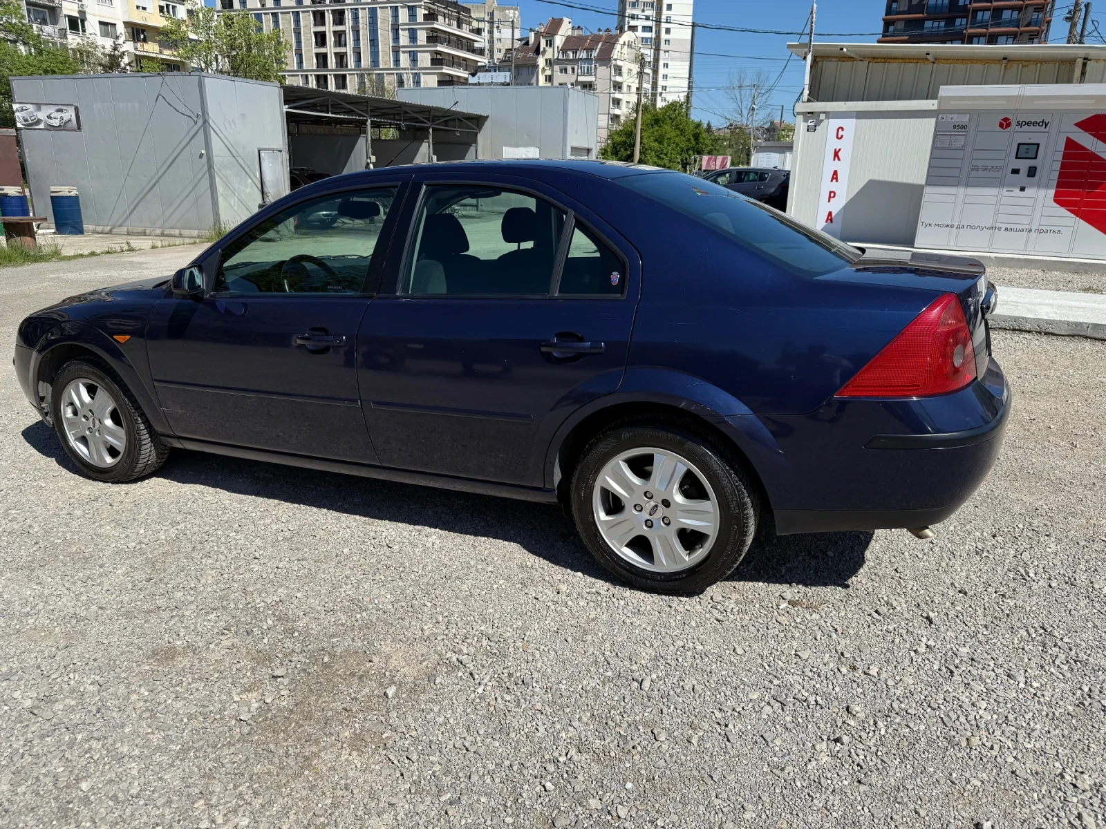 Ford Mondeo Ghia - изображение 2