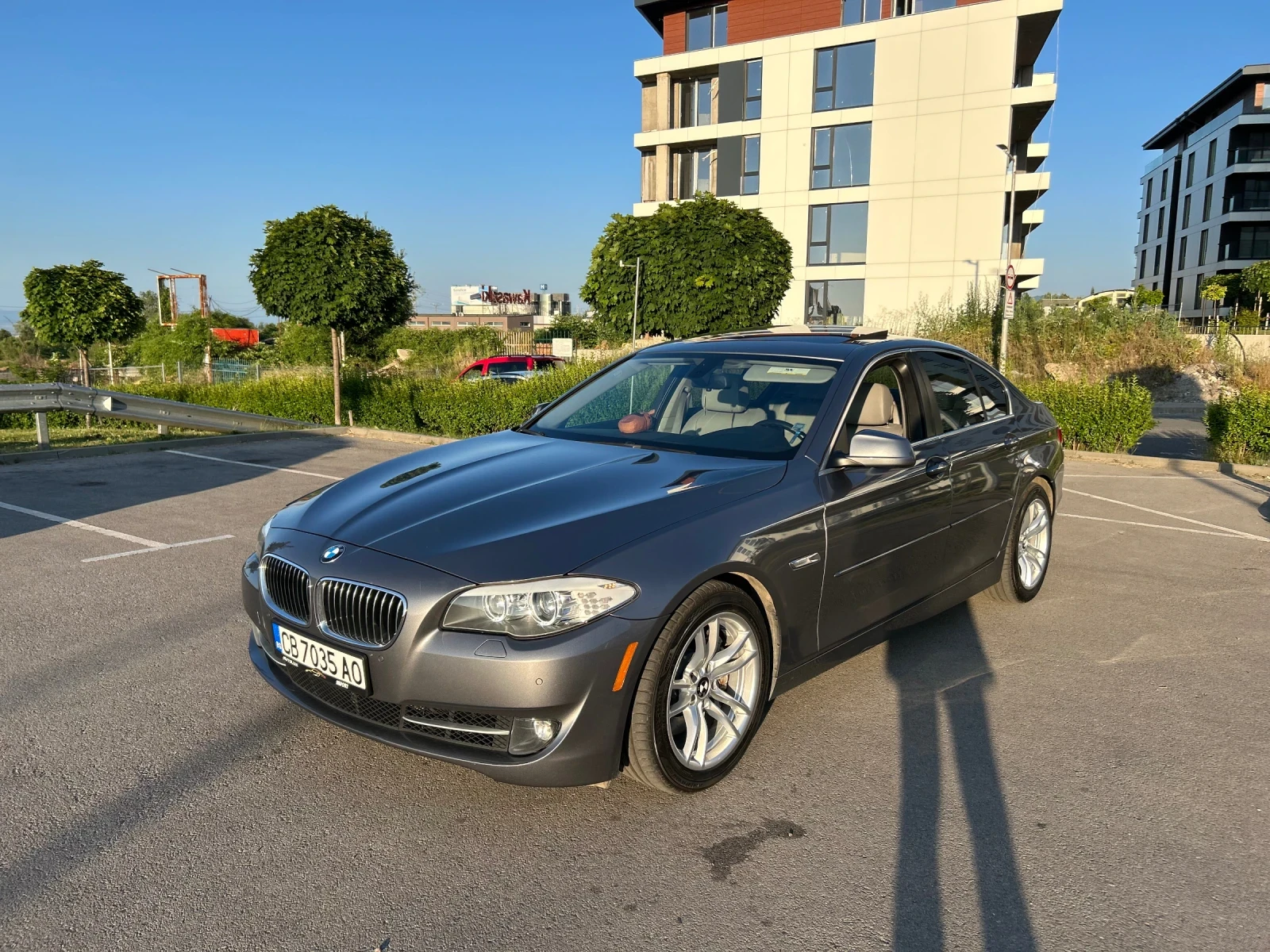 BMW 535 6MT RWD - изображение 7