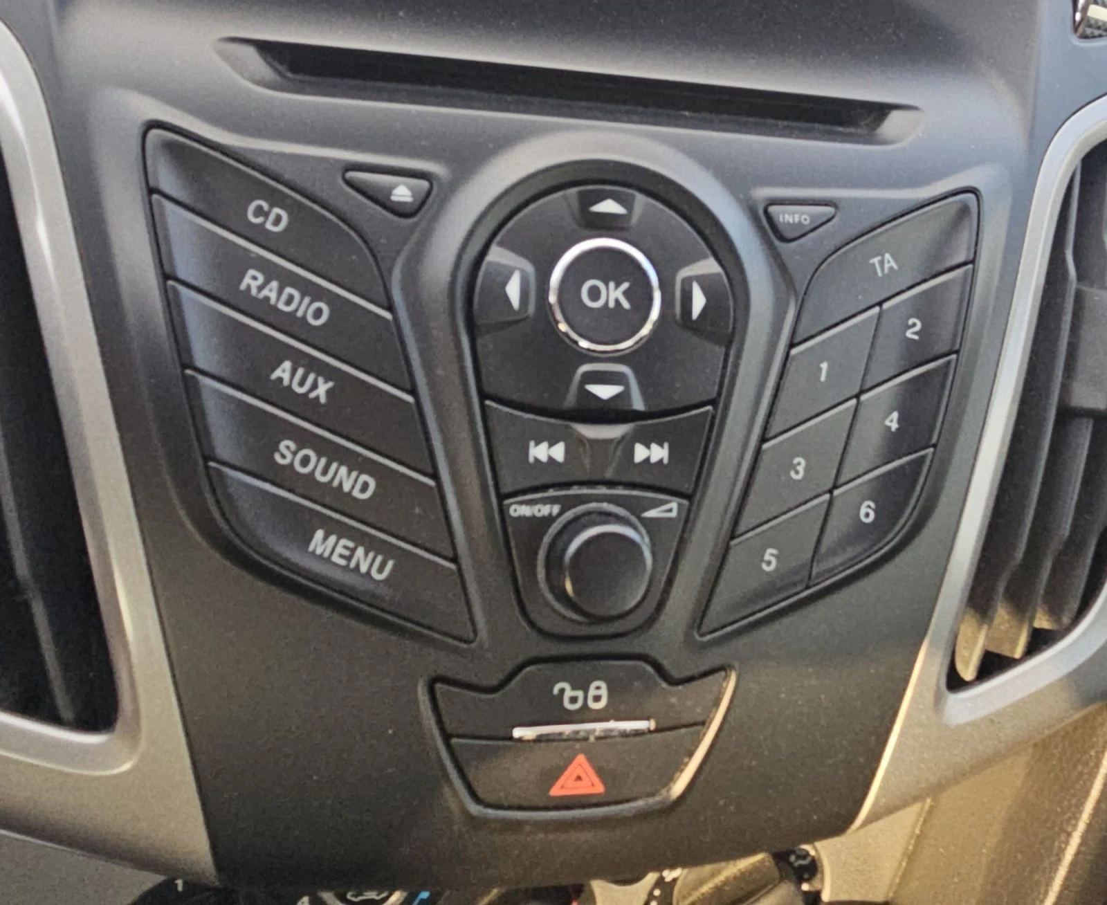 Ford Focus 1.6D.2012г.Отличен | Mobile.bg — изображение 13