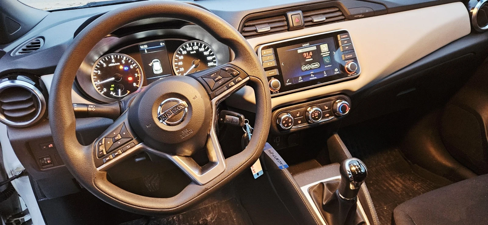 Nissan Micra 2020г - изображение 10