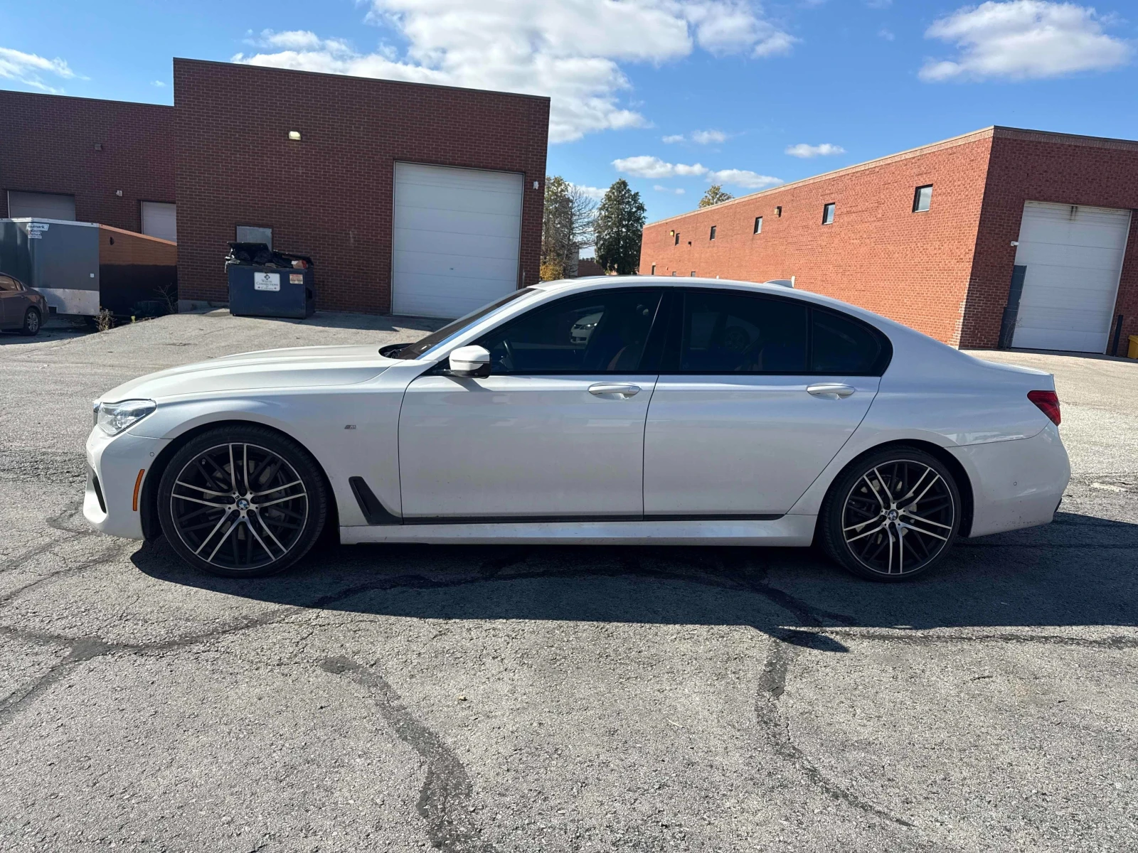 BMW 750 * * CARFAX * * ���� ������ * *  | Mobile.bg � ����������� 3