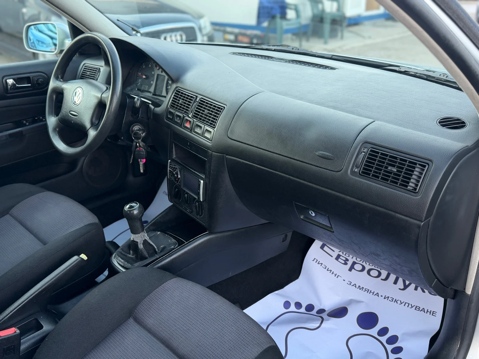 VW Golf 1.9TDI 90кс КЛИМАТИК , снимка 15 - Автомобили и джипове - 53830677