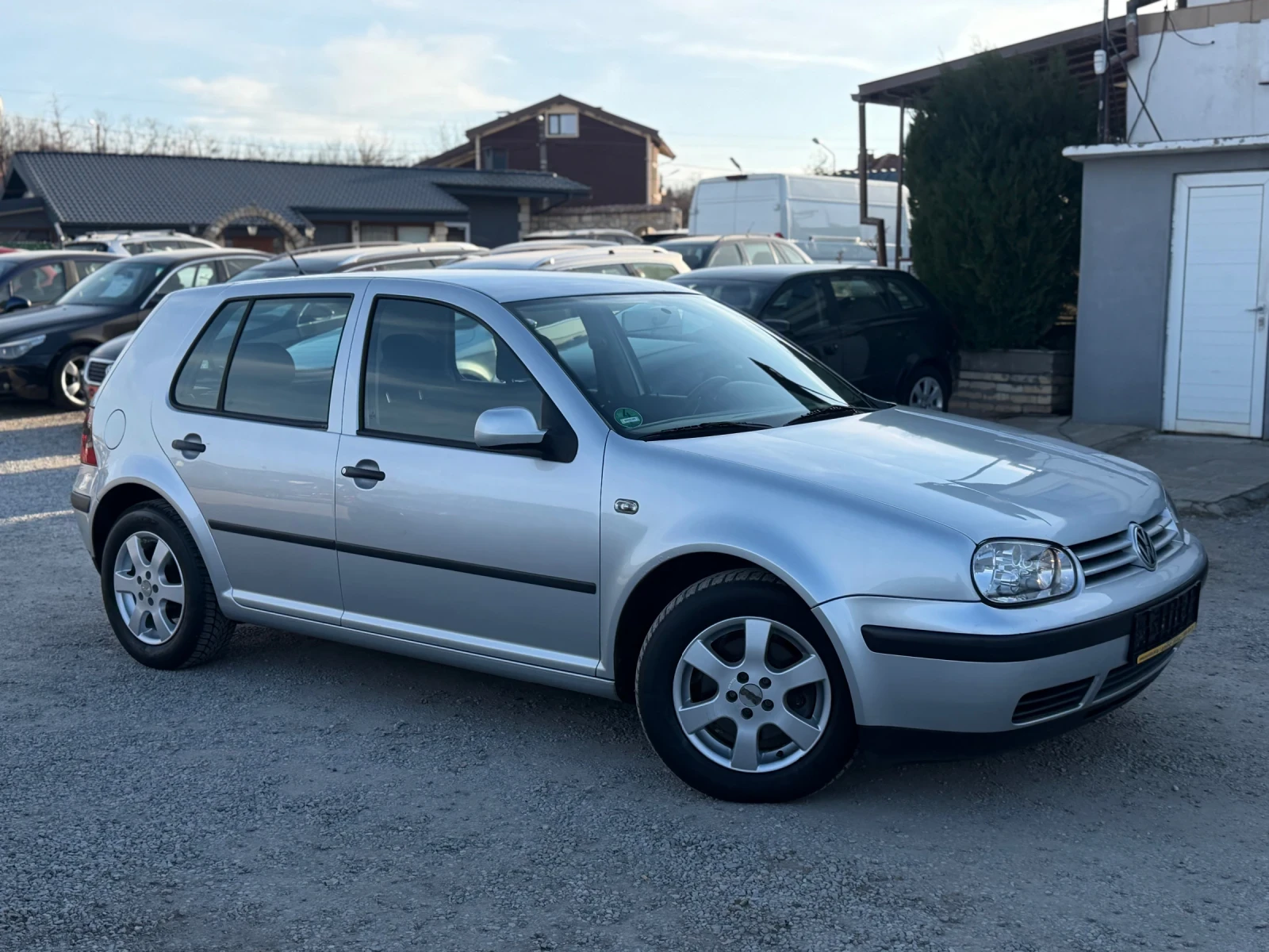 VW Golf 1.9TDI 90кс КЛИМАТИК , снимка 7 - Автомобили и джипове - 53830677