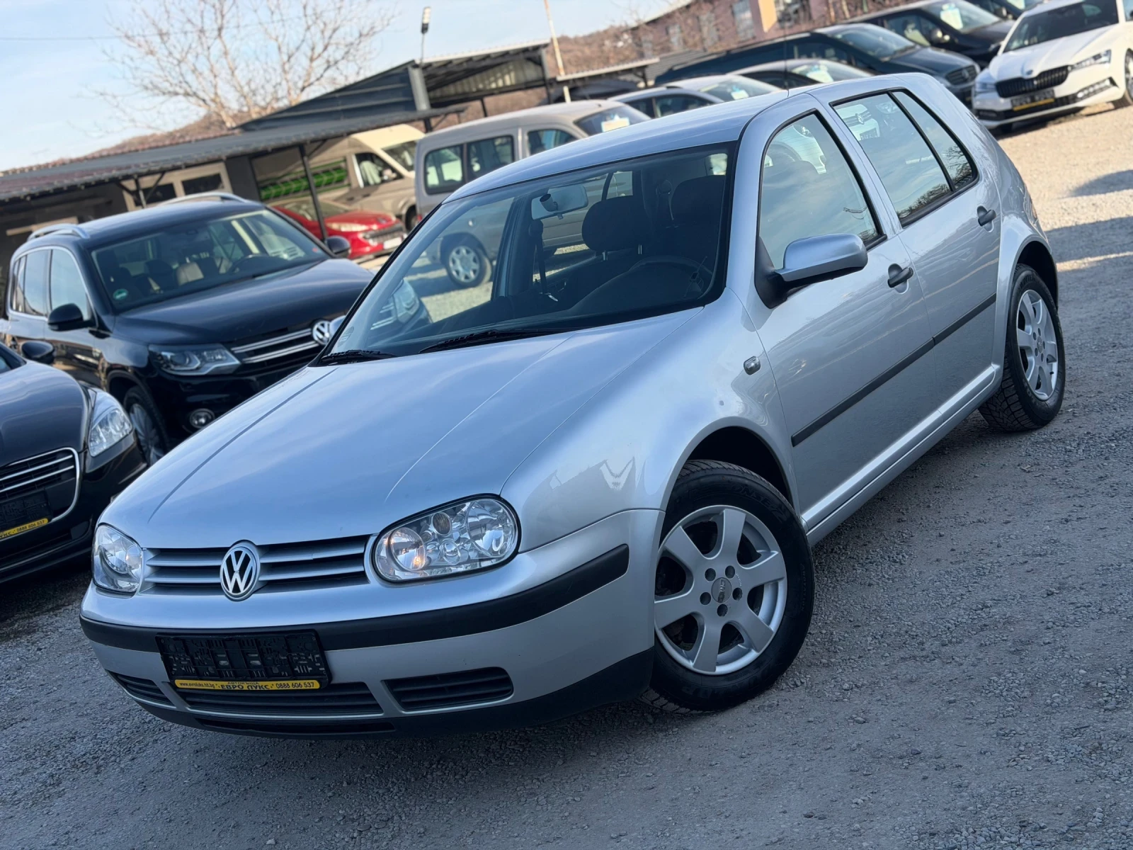 VW Golf 1.9TDI 90кс КЛИМАТИК , снимка 3 - Автомобили и джипове - 53830677