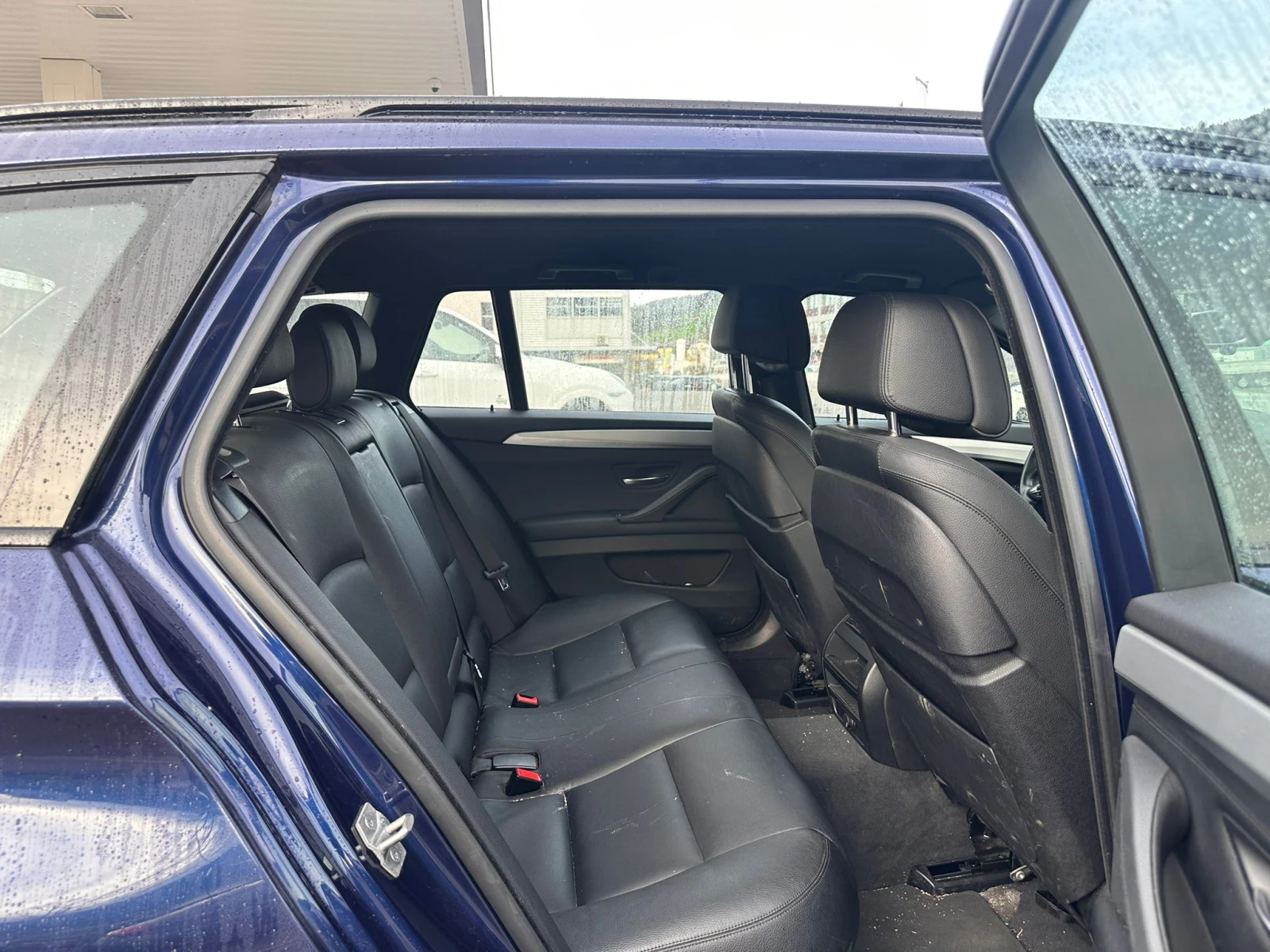 BMW 530 3.0ХД Швейцария, снимка 8 - Автомобили и джипове - 53849852