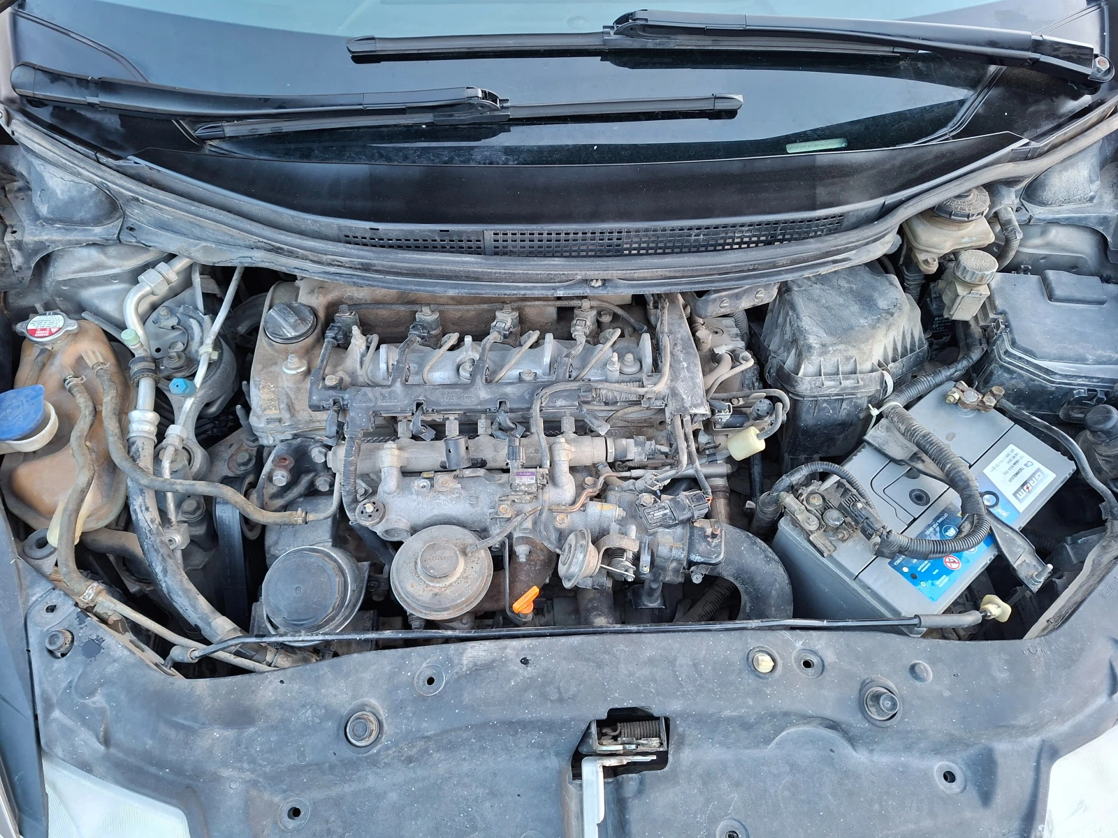 Honda Civic 2.2 Diesel 6ск, снимка 11 - Автомобили и джипове - 53931715