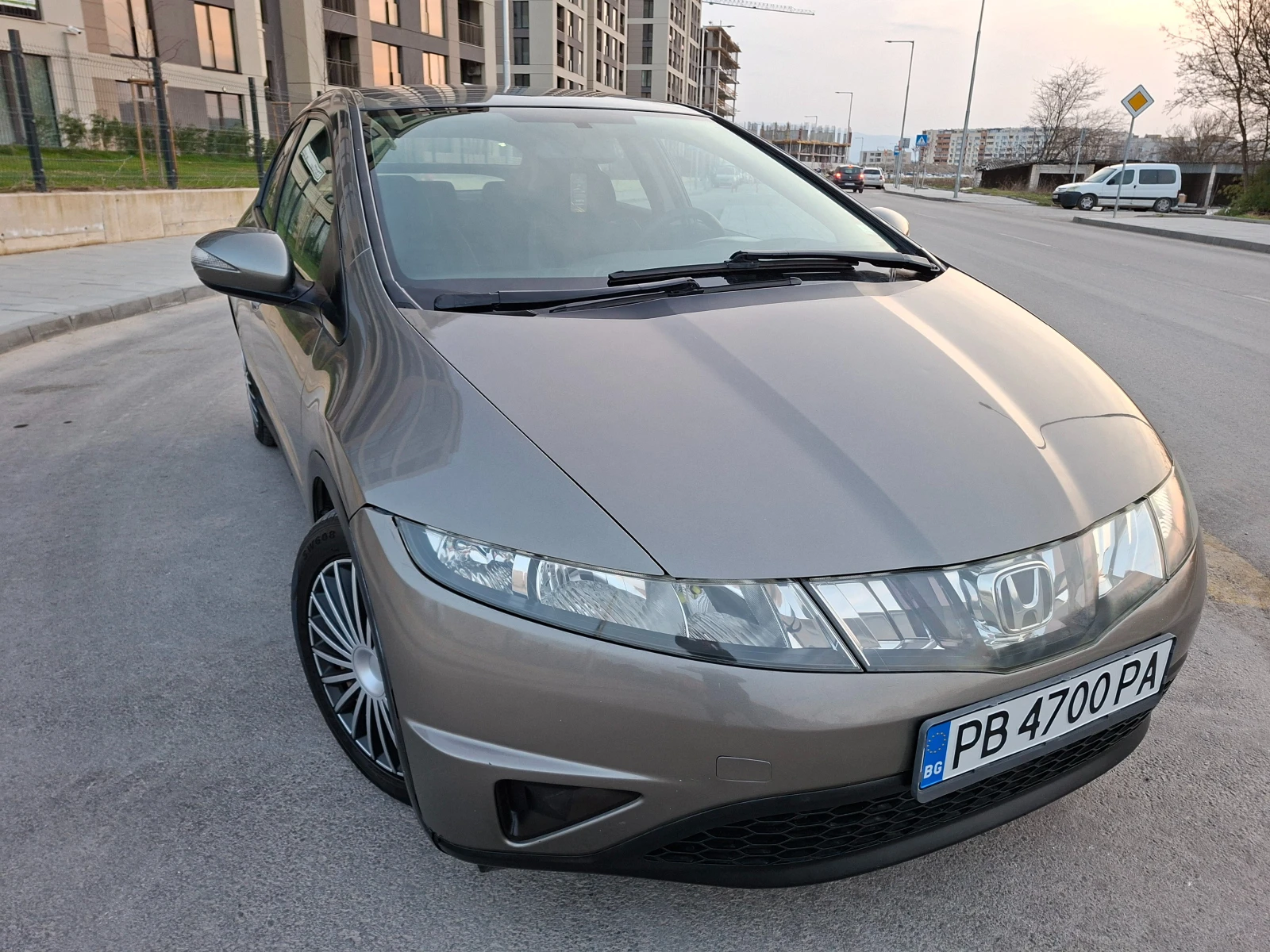 Honda Civic 2.2 Diesel 6ск, снимка 9 - Автомобили и джипове - 53931715