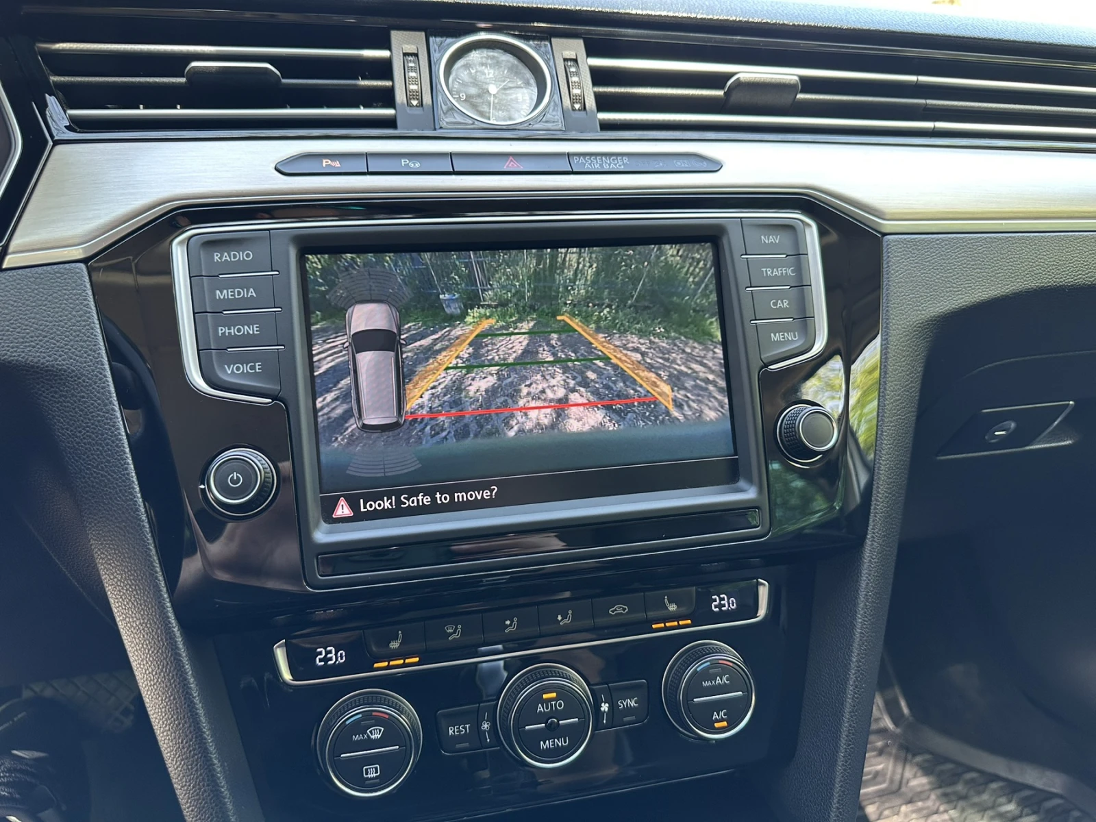 VW Passat 2.0, снимка 13 - Автомобили и джипове - 54032132