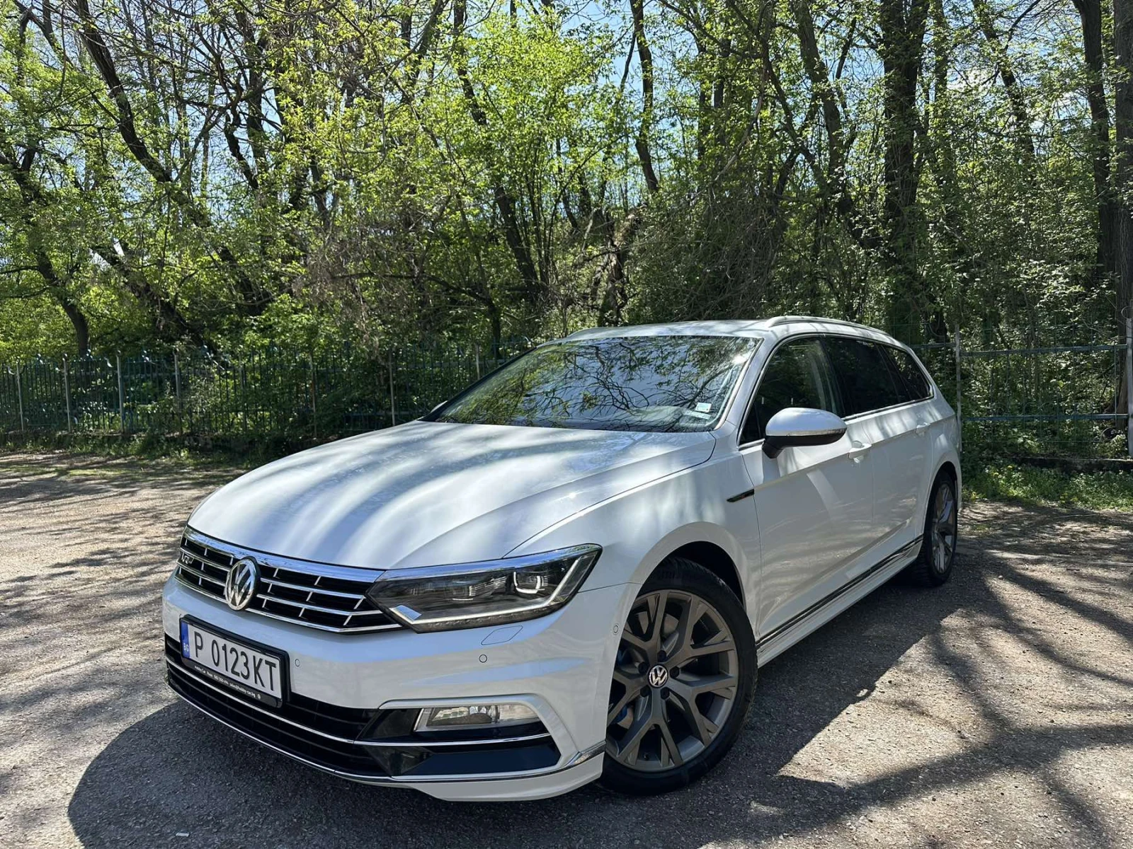 VW Passat 2.0, снимка 2 - Автомобили и джипове - 54032132