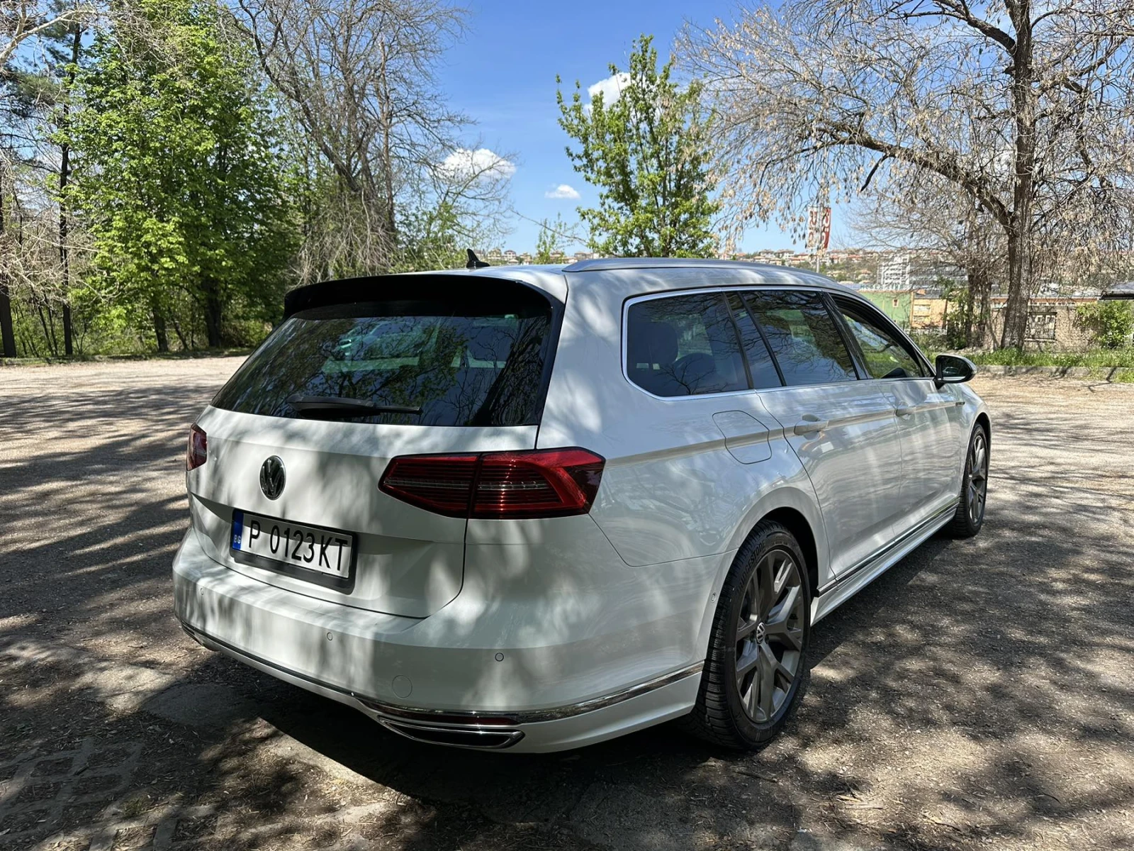 VW Passat 2.0, снимка 4 - Автомобили и джипове - 54032132