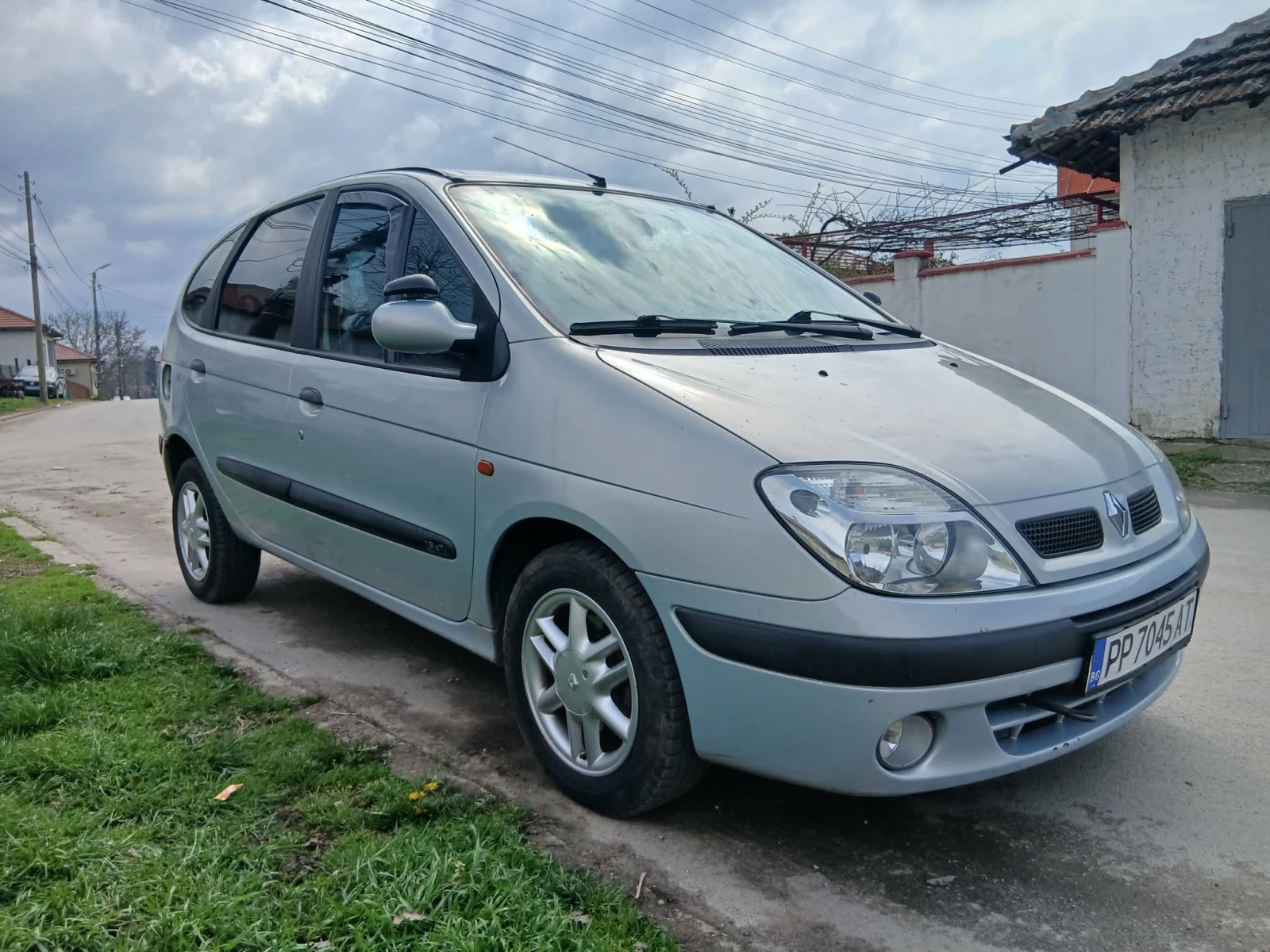 Renault Scenic undefined | Auto.bg — изображение 1