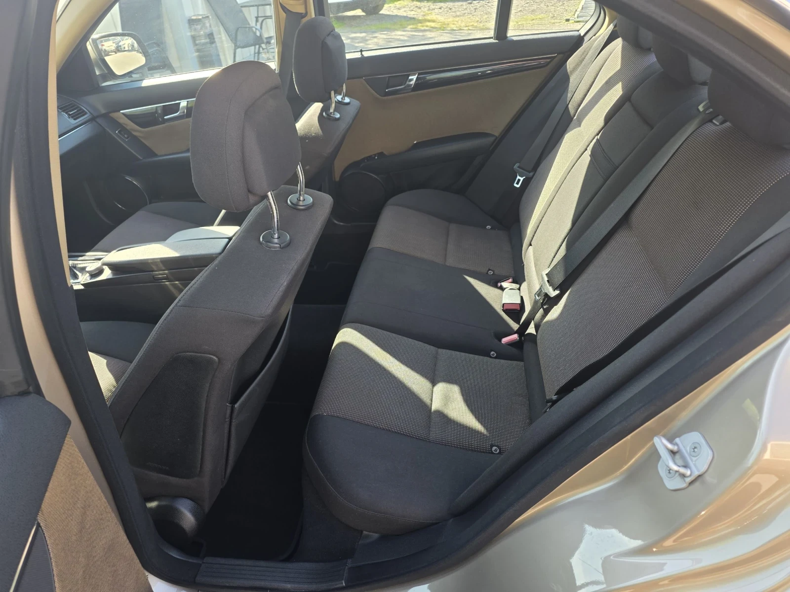 Mercedes-Benz C 220 Avangarde, navi, 6 ��������  | Mobile.bg � ����������� 12