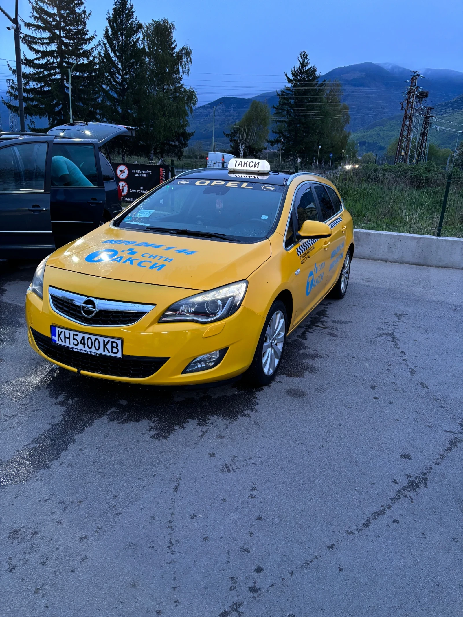 Opel Astra, снимка 3 - Автомобили и джипове - 54499052
